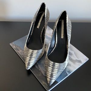 Zara Black and White heels size 40